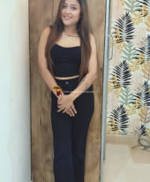 Cash Payment￣￣Young Call Girls In Sector 42 Noida ☎ +91-8447713384 ⭐✔️ Female Escorts Service in Delhi NCR